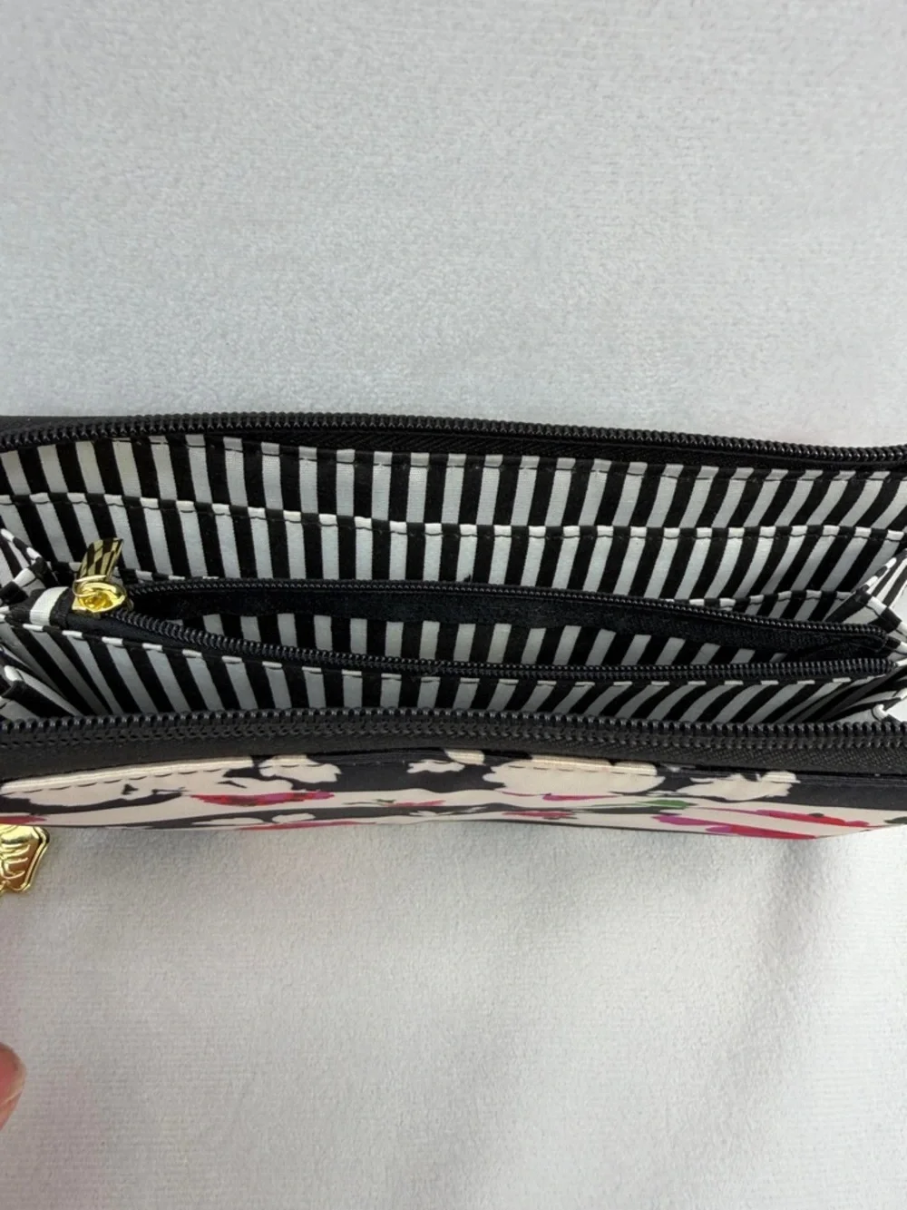 Betsy Johnson LUV Wallet Stripes Floral Zip Wallet Black & White with Pink Roses